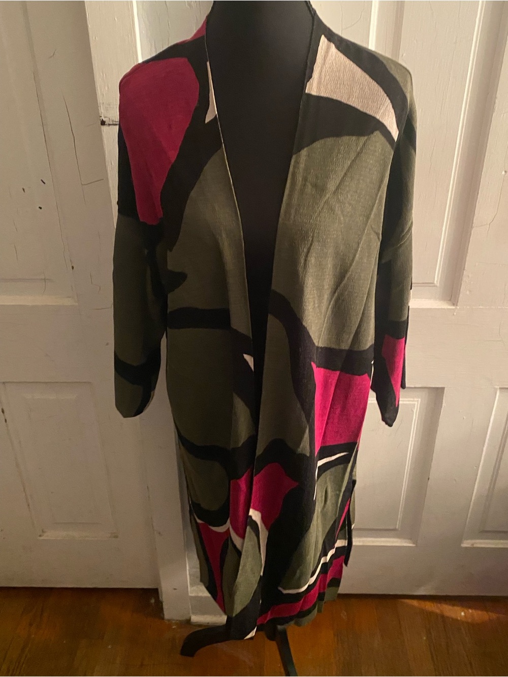 Chico's Olive Green, Magenta & Black Abstract Open Front Cardigan